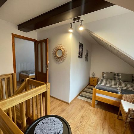 Wypoczynek Pod Lipami Bed & Breakfast รูเชียนา-นิดา ภายนอก รูปภาพ
