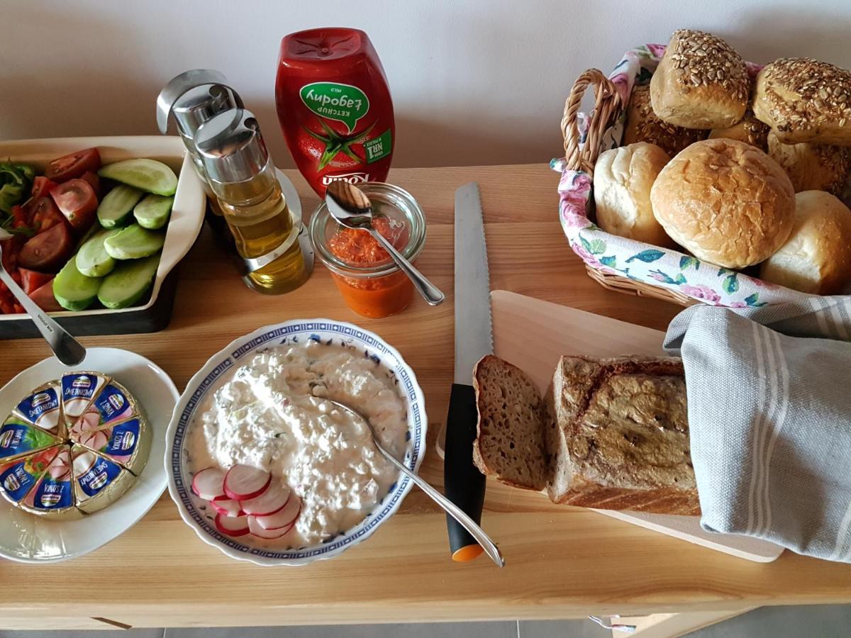 Wypoczynek Pod Lipami Bed & Breakfast รูเชียนา-นิดา ภายนอก รูปภาพ