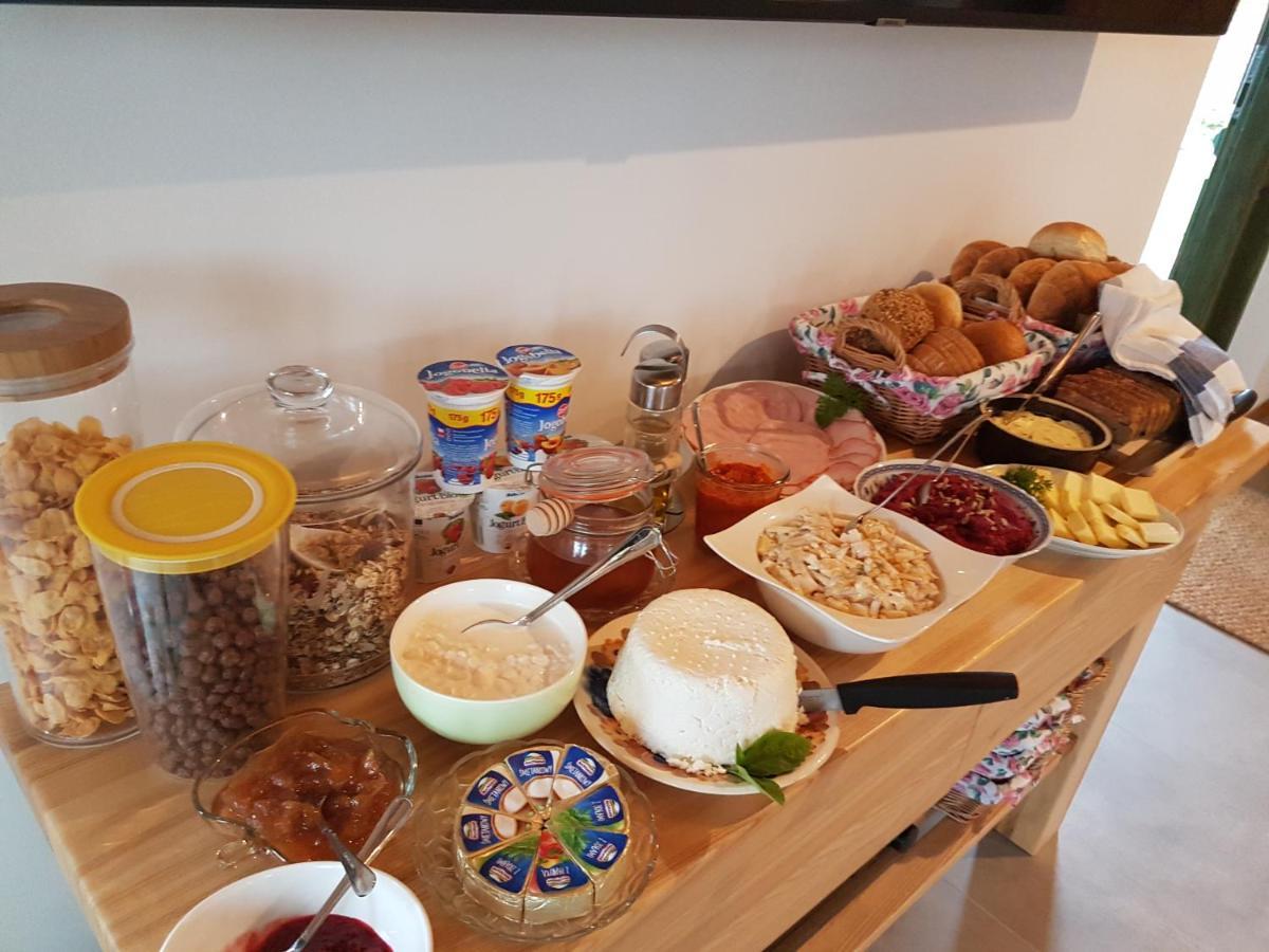 Wypoczynek Pod Lipami Bed & Breakfast รูเชียนา-นิดา ภายนอก รูปภาพ